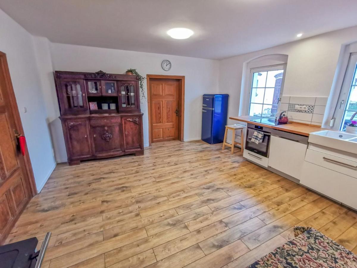 Apartment In Herrenhaus Gross Pinnow Extérieur photo