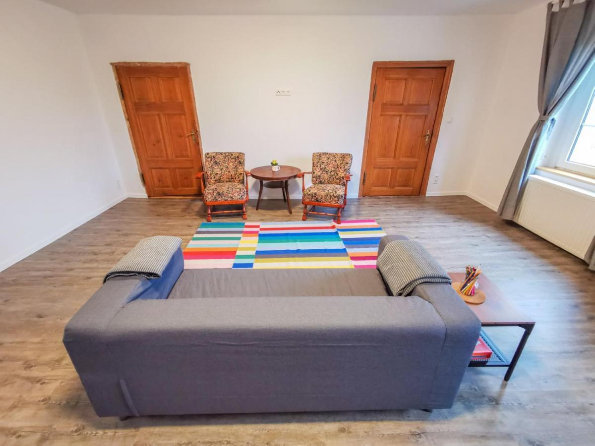 Apartment In Herrenhaus Gross Pinnow Extérieur photo